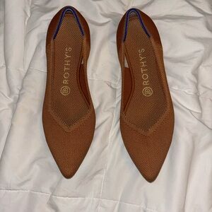 Rothy’s The Point Flat in Fawn Size 8